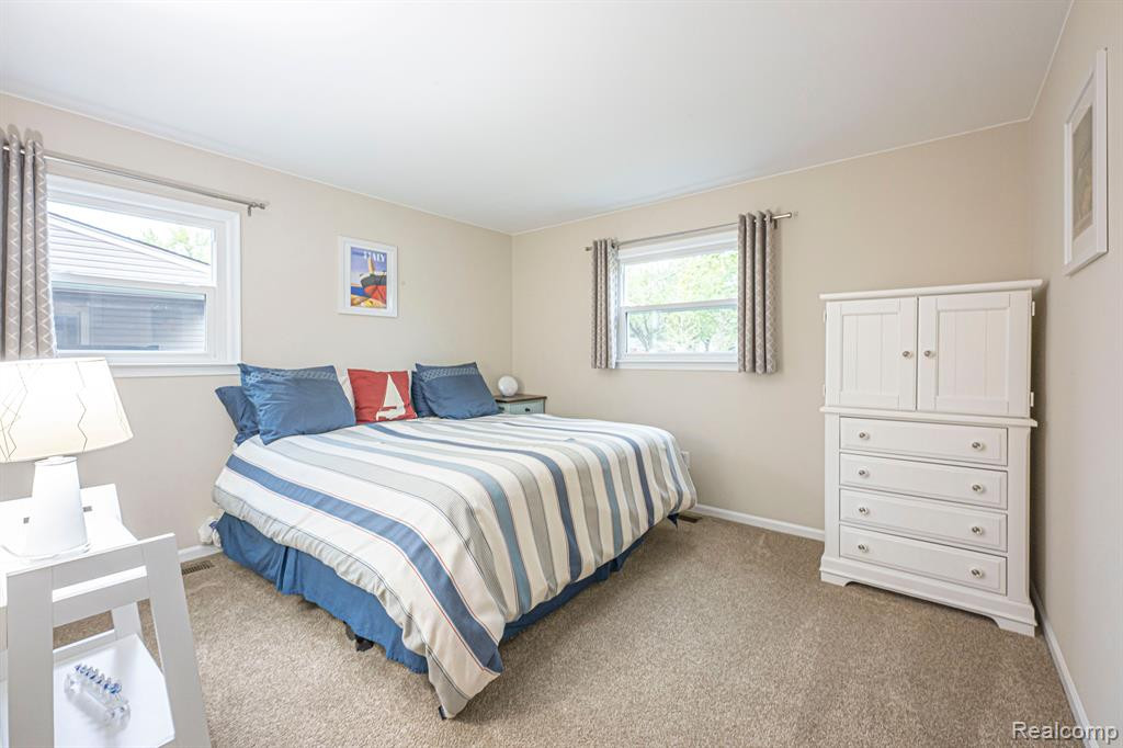 2523 HAMPSHIRE Road, Ann Arbor, MI 48104 — Photo 12