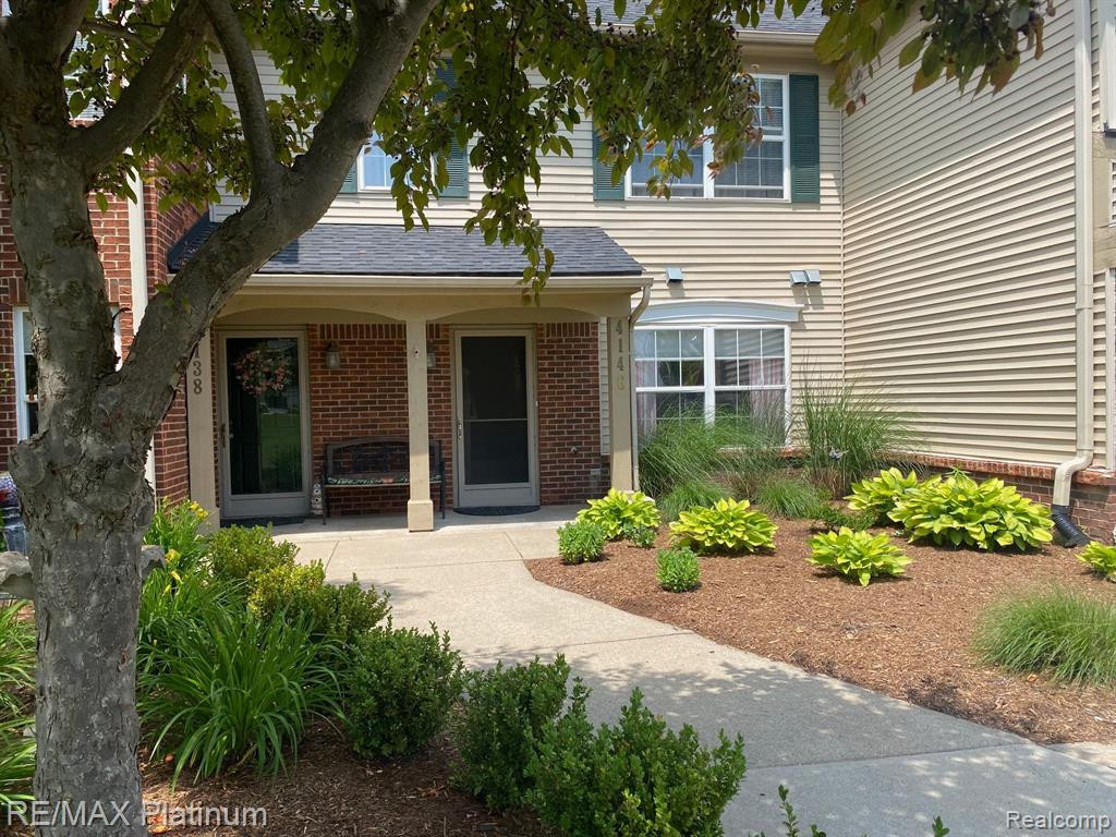 4146 HAMPTON RIDGE Boulevard, Howell, MI 48843 — front exterior