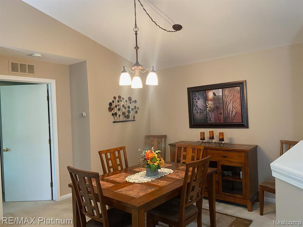 4146 HAMPTON RIDGE Boulevard, Howell, MI 48843 — Photo 8