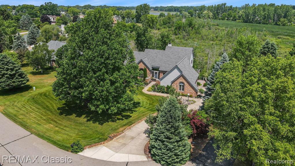 11439 ARROWHEAD Drive, South Lyon, MI 48178 — Photo 39