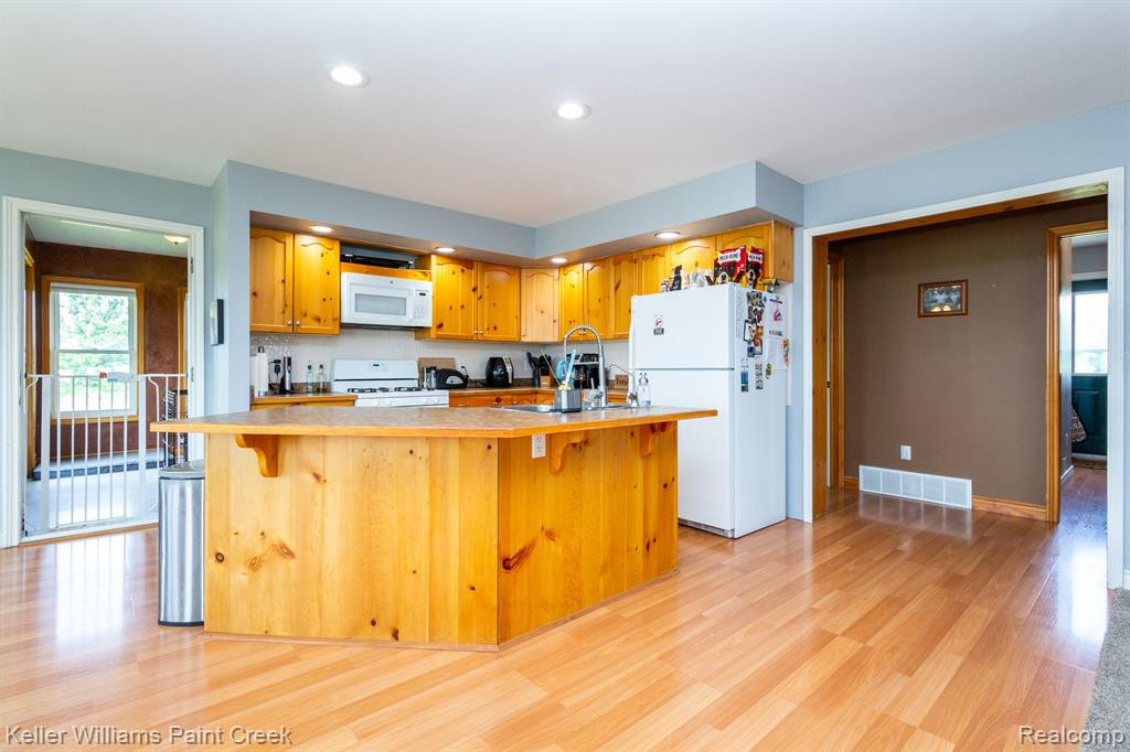 8196 Norman Road, Imlay City, MI 48444 — Photo 10