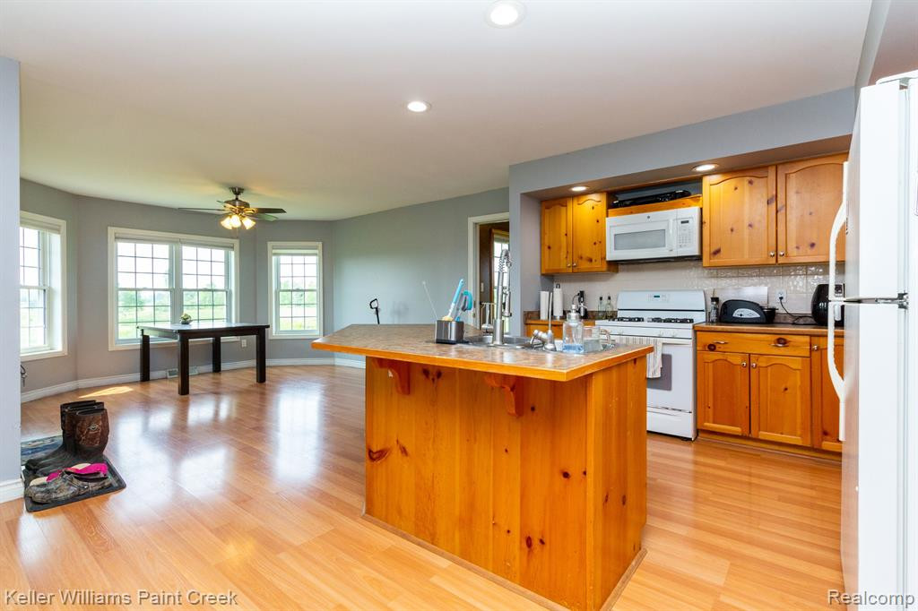 8196 Norman Road, Imlay City, MI 48444 — Photo 14