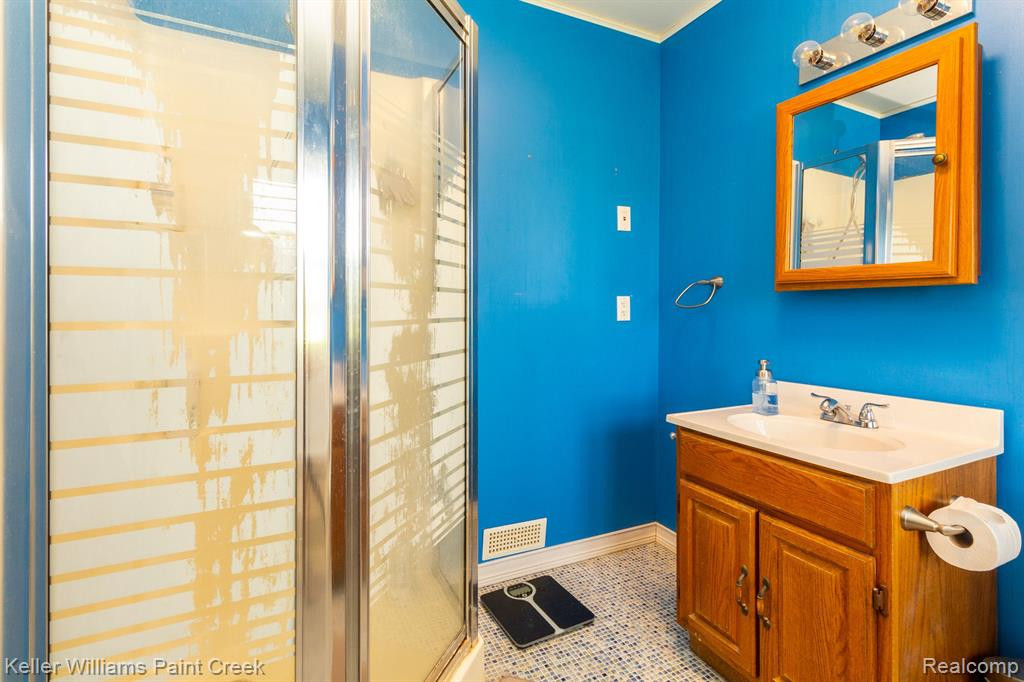 8196 Norman Road, Imlay City, MI 48444 — Photo 20