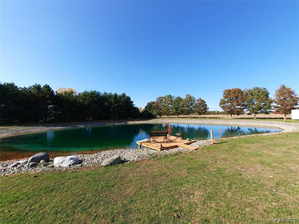 22290 LAKEFIELD Road E, Merrill, MI 48637 — Photo 2