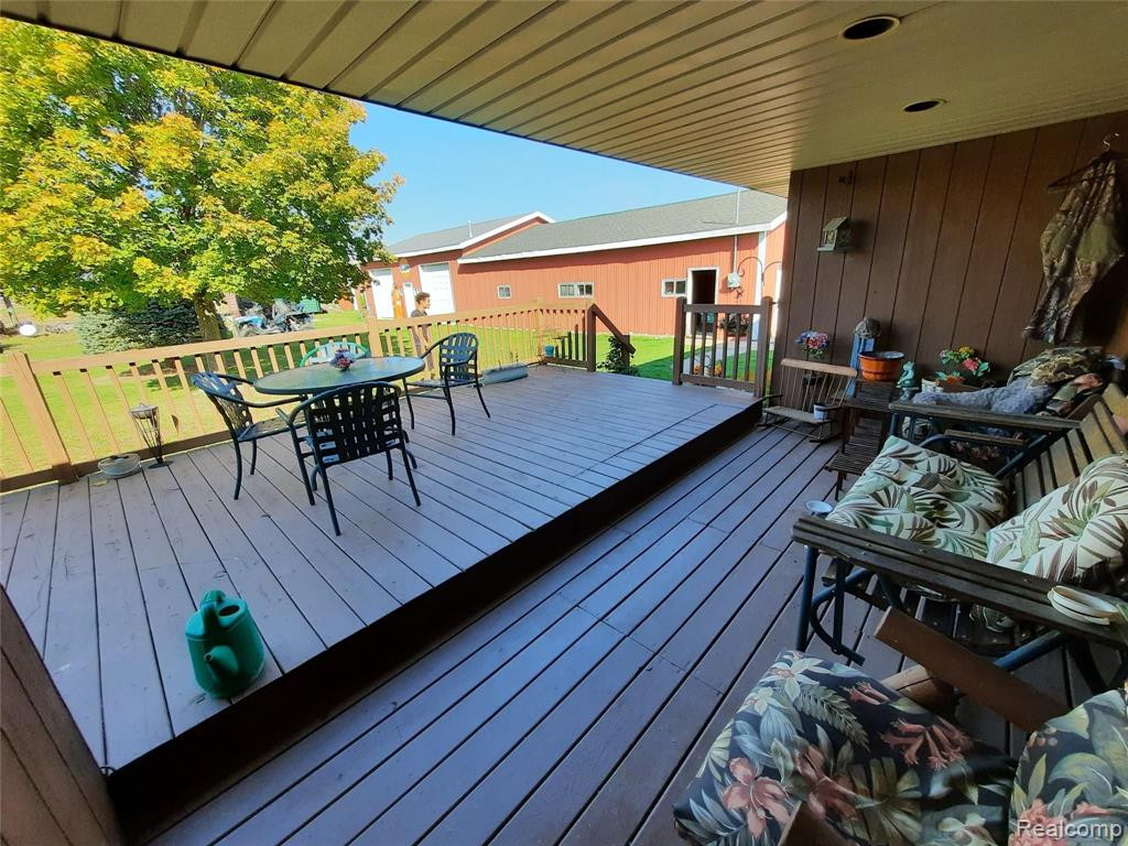 22290 LAKEFIELD Road E, Merrill, MI 48637 — Photo 10