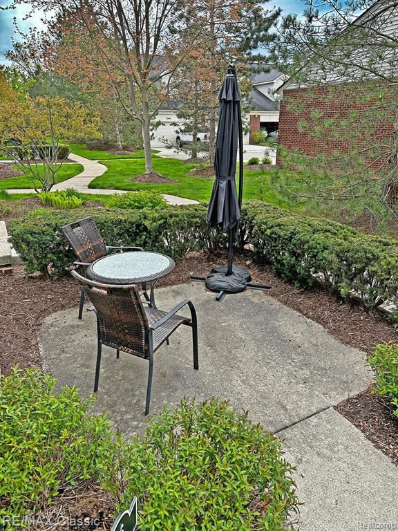 18106 ADRI Circle, Walled Lake, MI 48390 — Photo 4