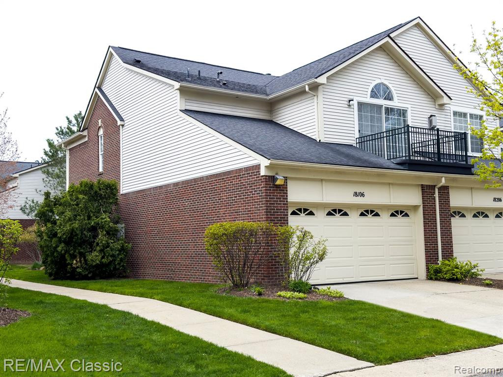 18106 ADRI Circle, Walled Lake, MI 48390 — Photo 6