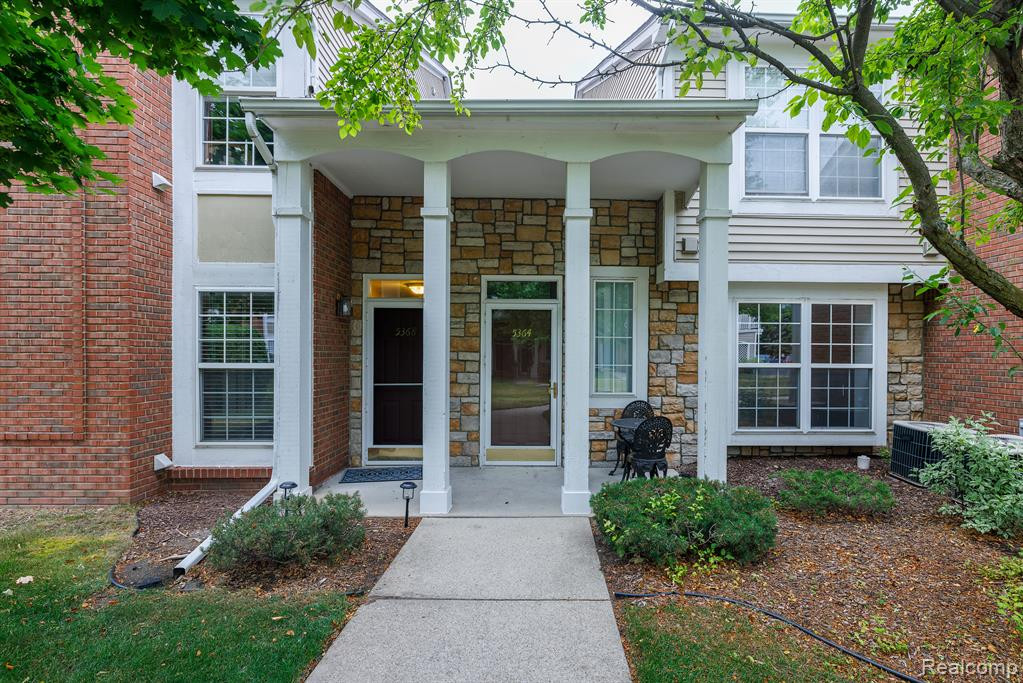 5368 PINE AIRES Drive, Sterling Heights, MI 48314 — front exterior