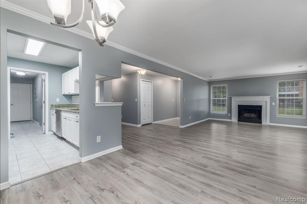 5368 PINE AIRES Drive, Sterling Heights, MI 48314 — Photo 9