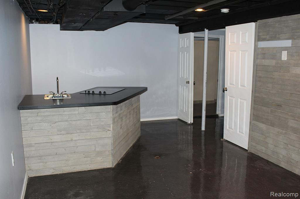 3138 LINDENWOOD Drive, Dearborn, MI 48120 — Photo 22