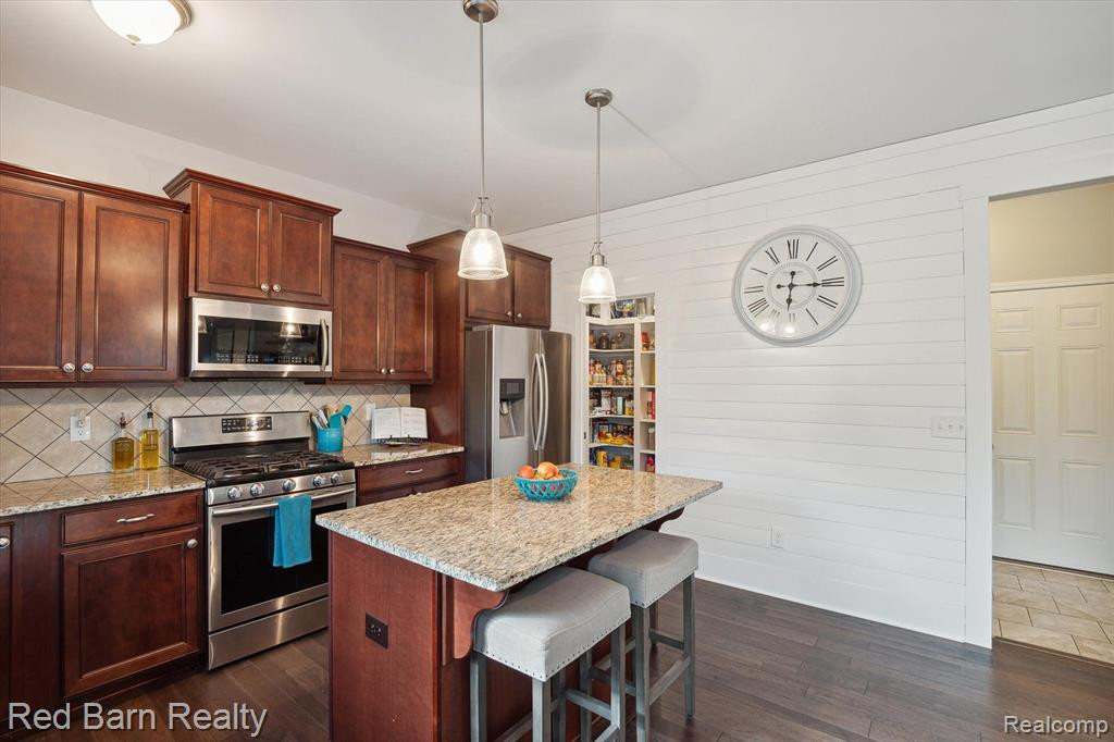 9623 NEUMANN Circle, Ypsilanti, MI 48197 — Photo 11