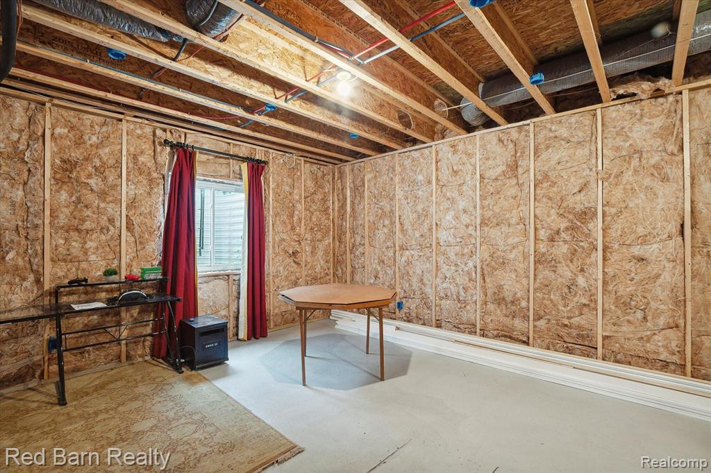 9623 NEUMANN Circle, Ypsilanti, MI 48197 — Photo 33