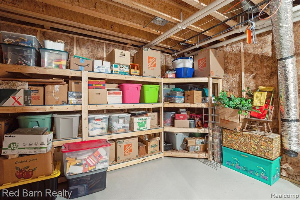 9623 NEUMANN Circle, Ypsilanti, MI 48197 — Photo 38