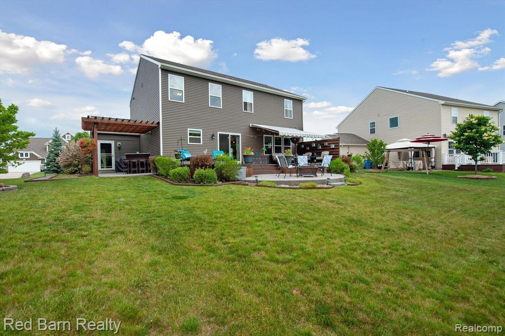 9623 NEUMANN Circle, Ypsilanti, MI 48197 — Photo 39