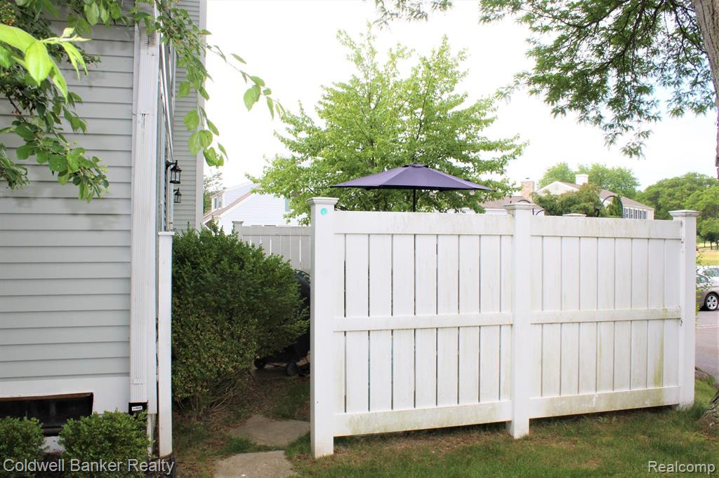 21224 E Glen Haven Circle, Northville, MI 48167 — Photo 4