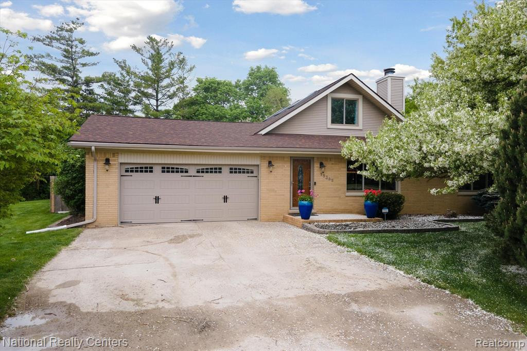 19385 Marilyn Street, Northville, MI 48167 — Photo 2