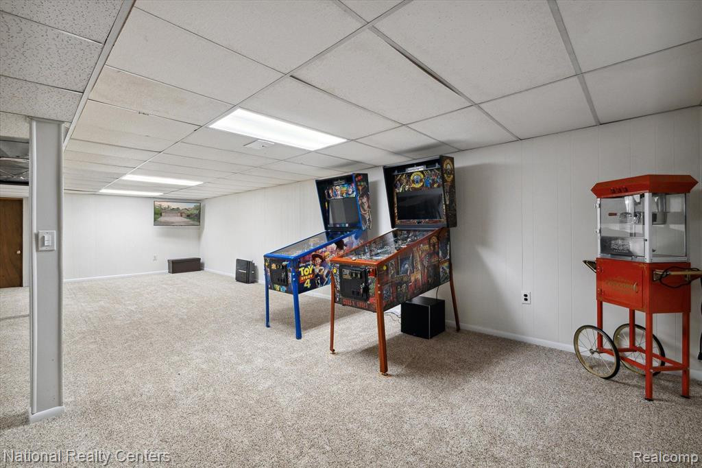 19385 Marilyn Street, Northville, MI 48167 — Photo 36