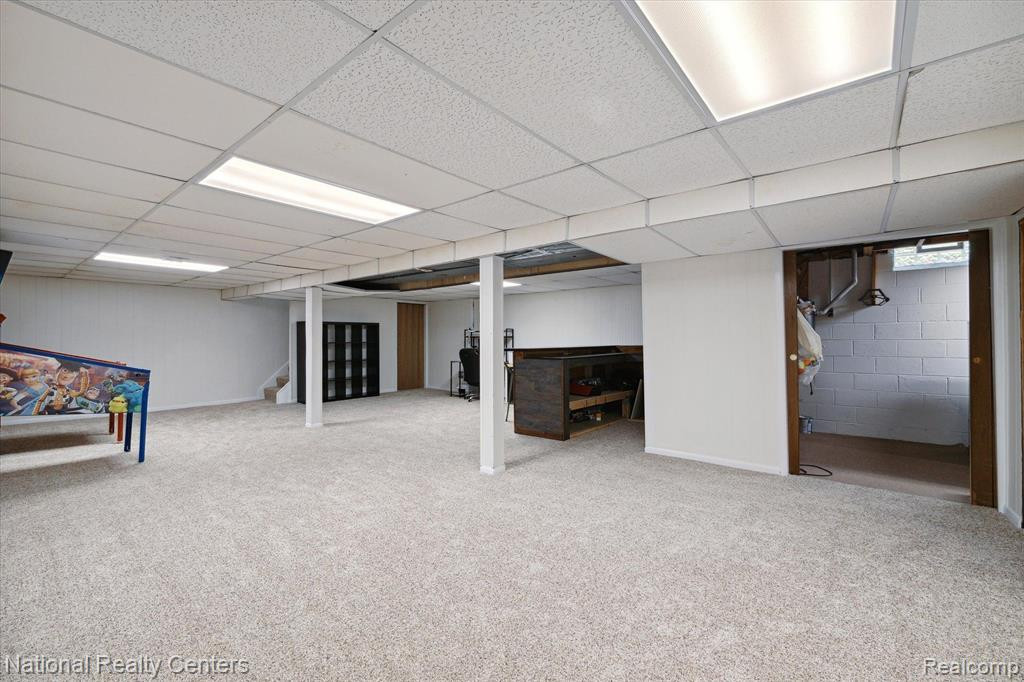 19385 Marilyn Street, Northville, MI 48167 — Photo 40
