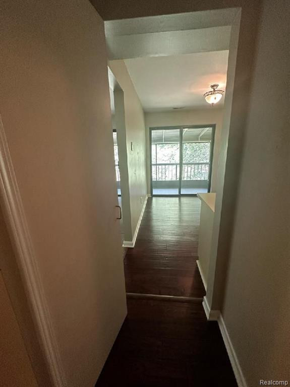 37029 RIDGEDALE Court, Farmington Hills, MI 48331 — Photo 10