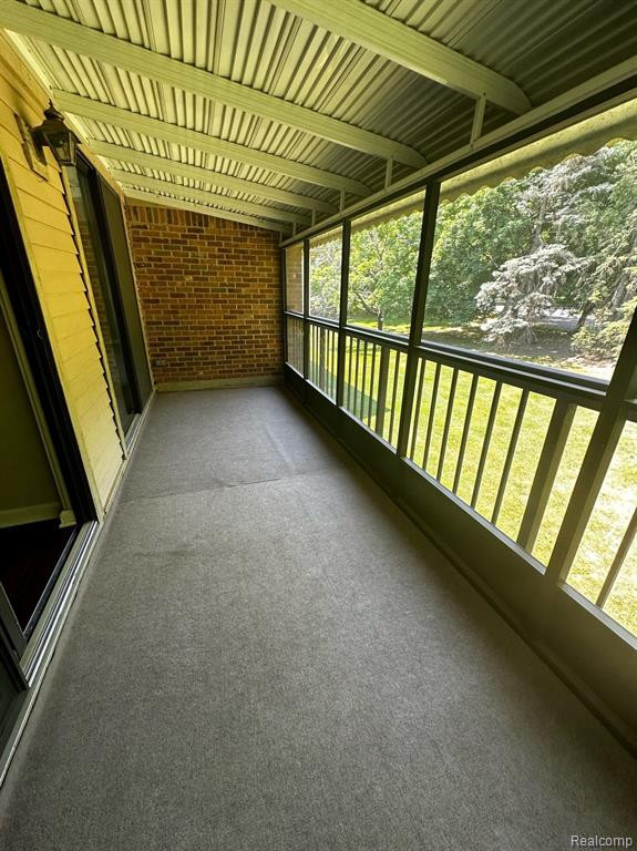 37029 RIDGEDALE Court, Farmington Hills, MI 48331 — Photo 24