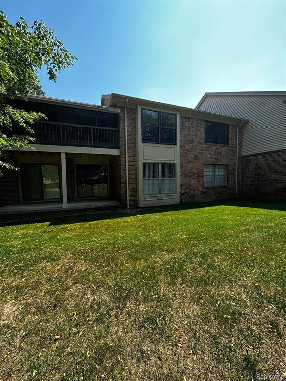 37029 RIDGEDALE Court, Farmington Hills, MI 48331 — Photo 25