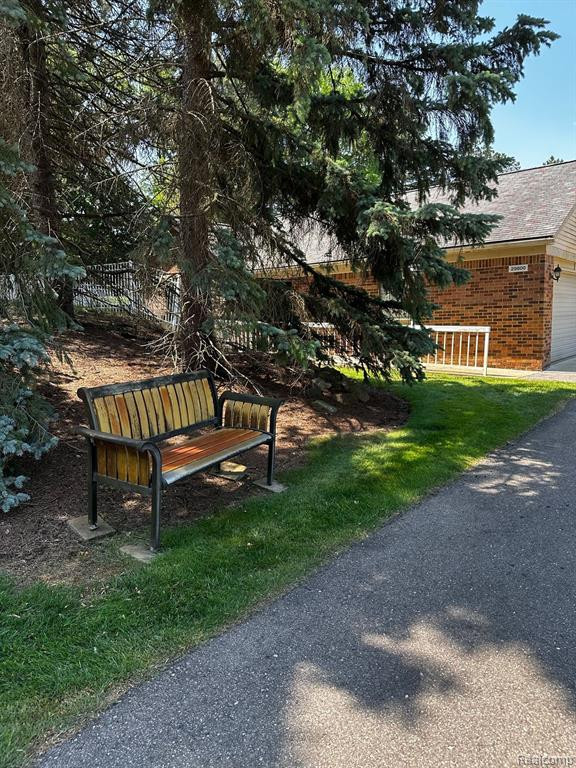 37029 RIDGEDALE Court, Farmington Hills, MI 48331 — Photo 32