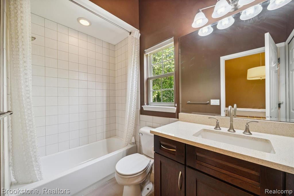 4051 PINE RIDGE Drive, Dryden, MI 48428 — Photo 20