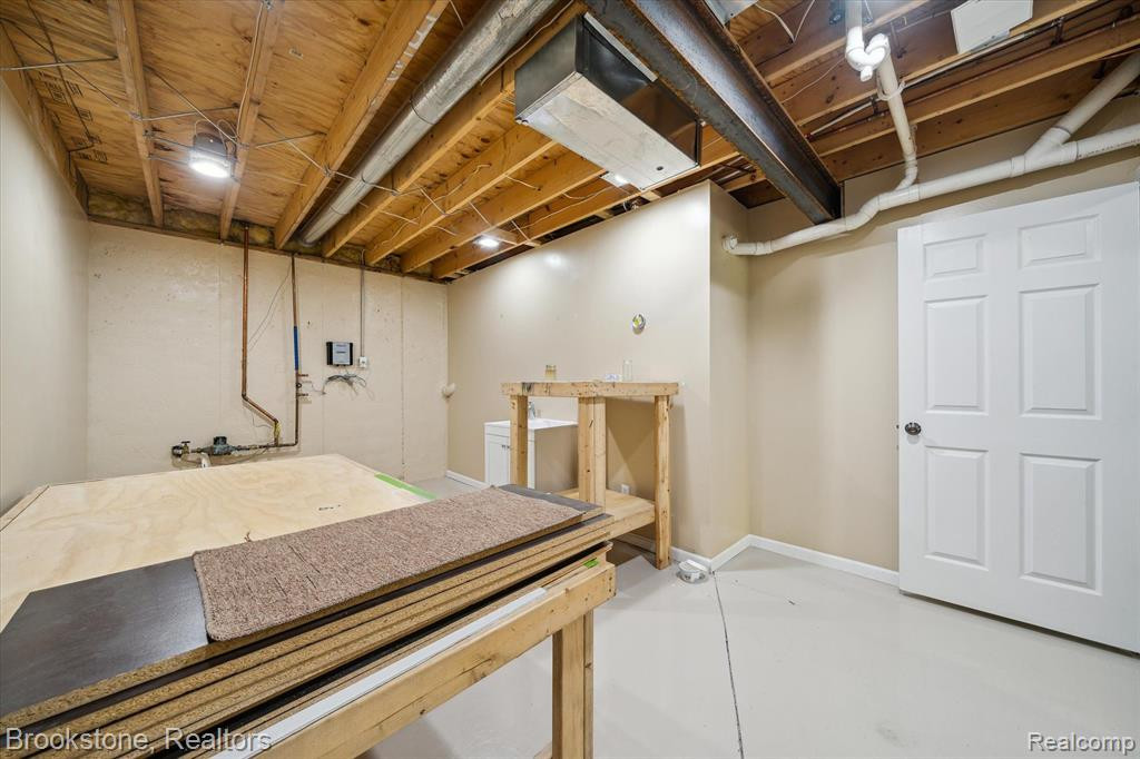 4051 PINE RIDGE Drive, Dryden, MI 48428 — Photo 33