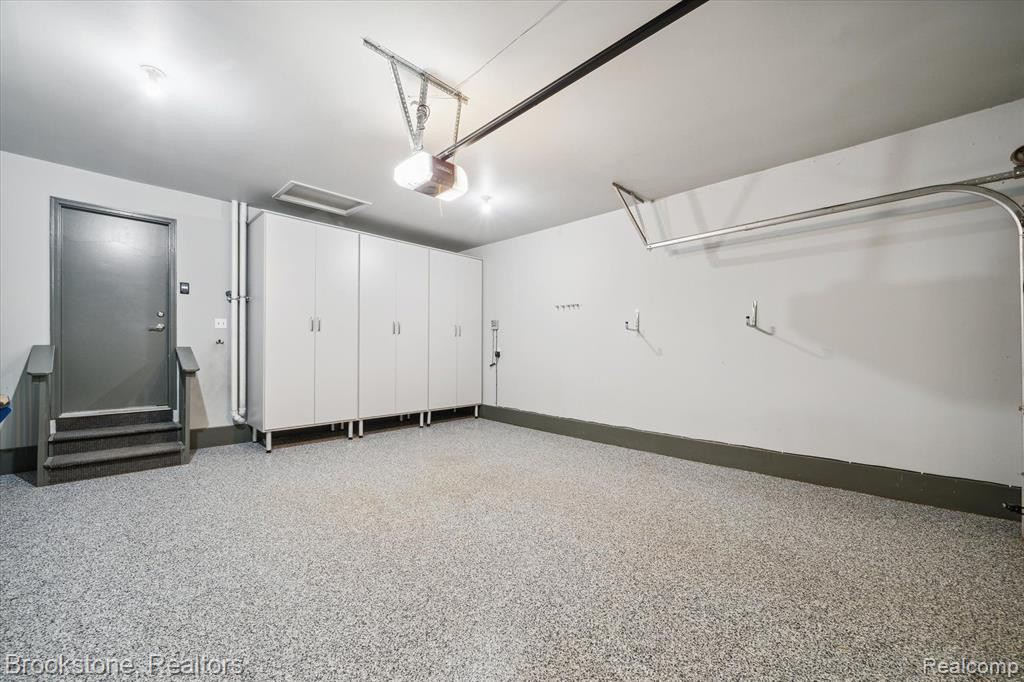 4051 PINE RIDGE Drive, Dryden, MI 48428 — Photo 36