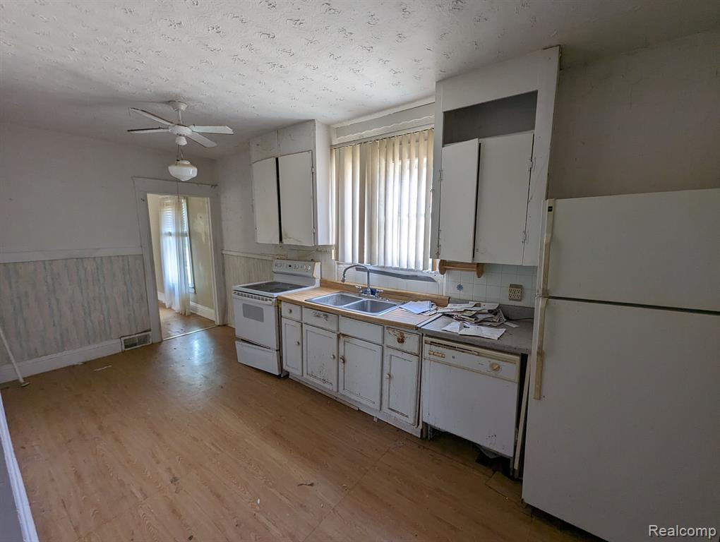 4083 S MILL Road, Dryden, MI 48428 — Photo 5