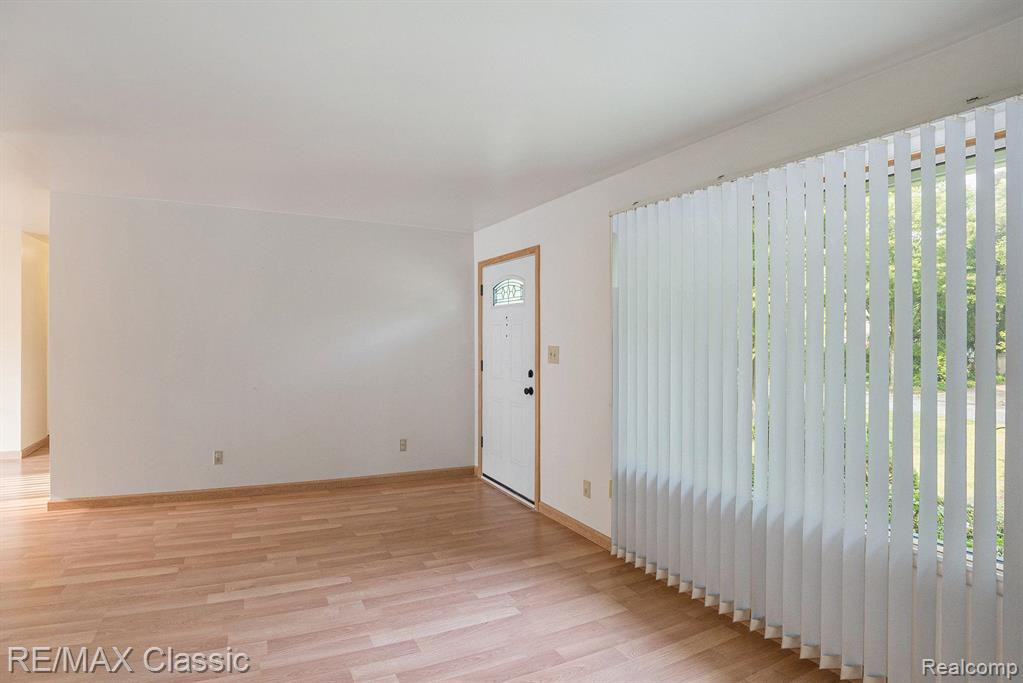 3273 MC COMB Street, Ann Arbor, MI 48108 — Photo 2
