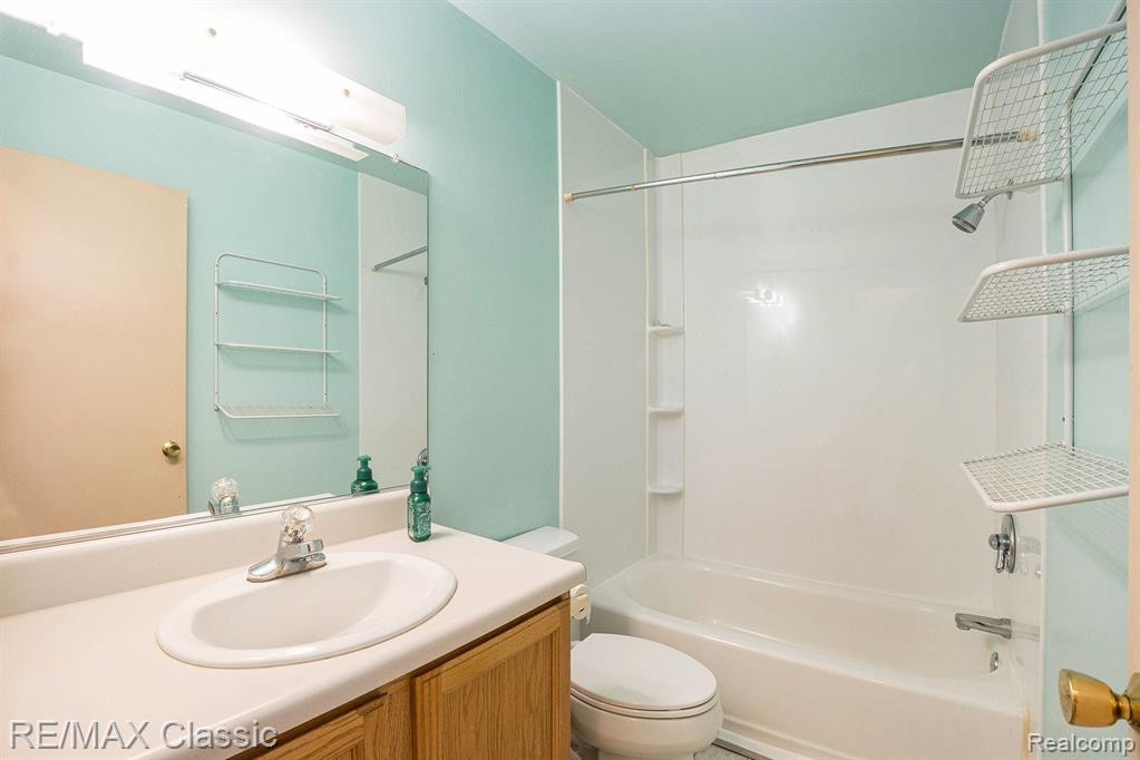3273 MC COMB Street, Ann Arbor, MI 48108 — Photo 11