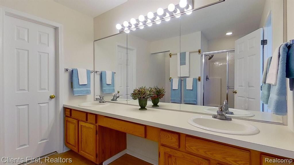 44664 FAIR OAKS Drive, Canton, MI 48187 — Photo 27