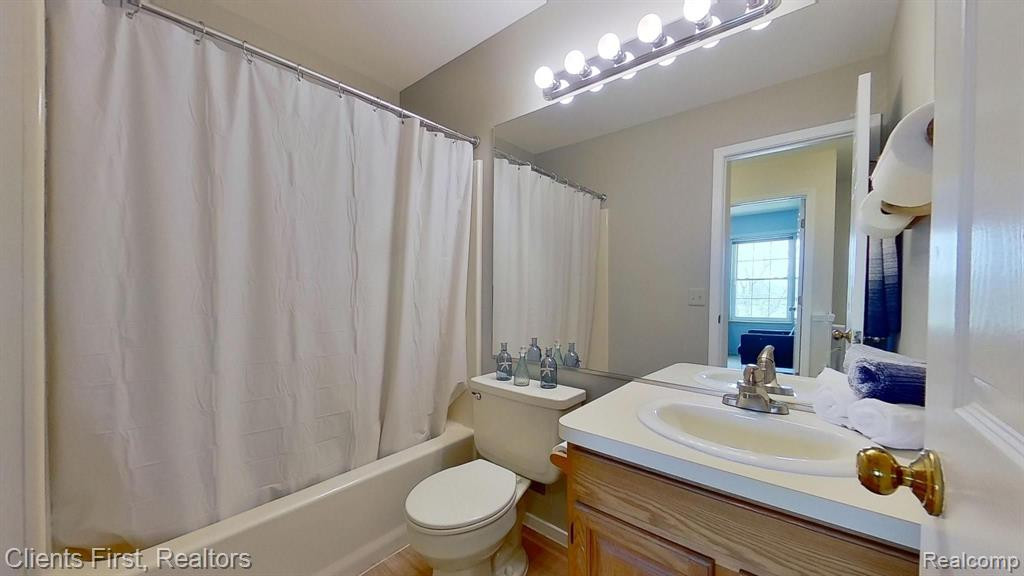 44664 FAIR OAKS Drive, Canton, MI 48187 — Photo 33