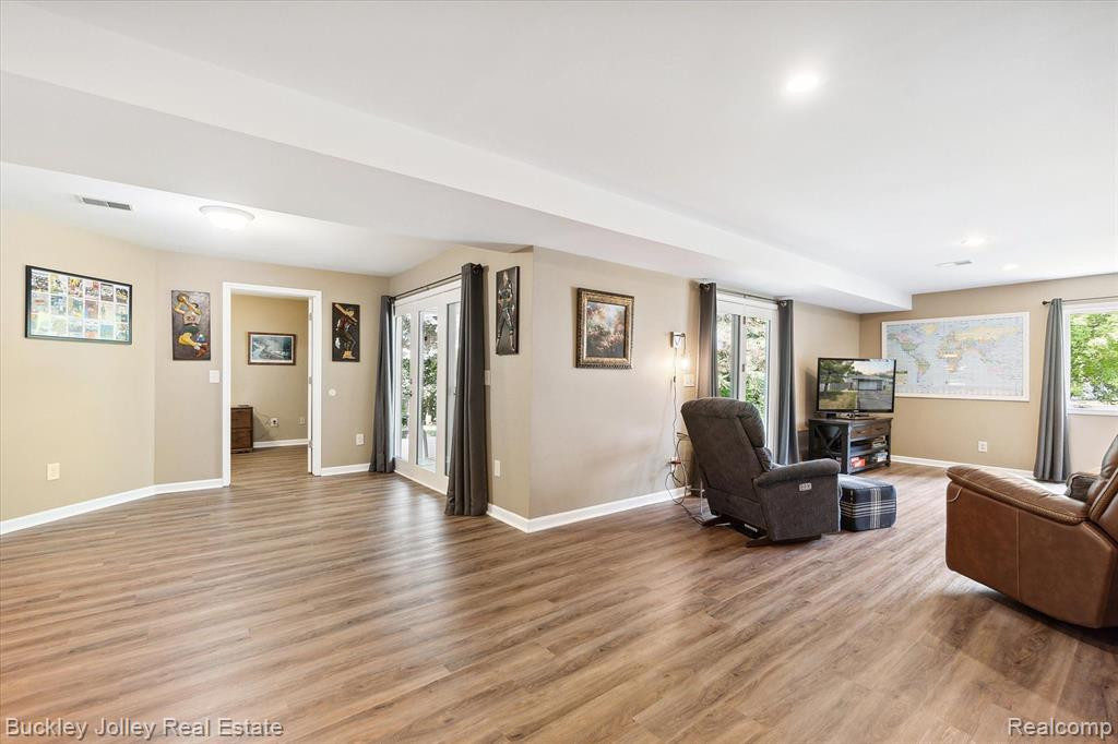 2827 MONTE, Brighton, MI 48114 — Photo 25