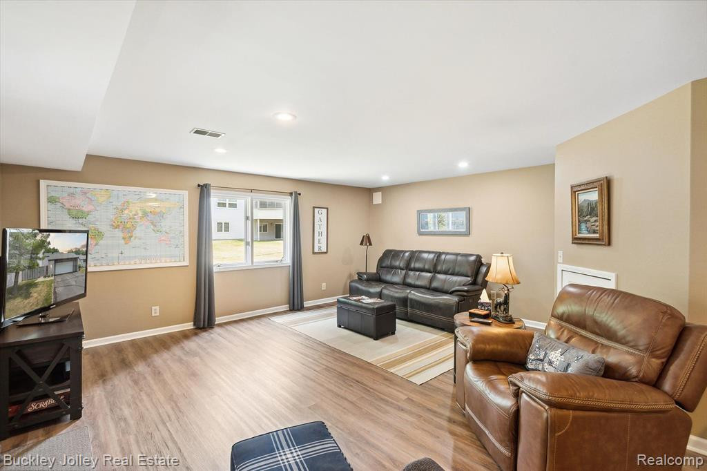 2827 MONTE, Brighton, MI 48114 — Photo 26