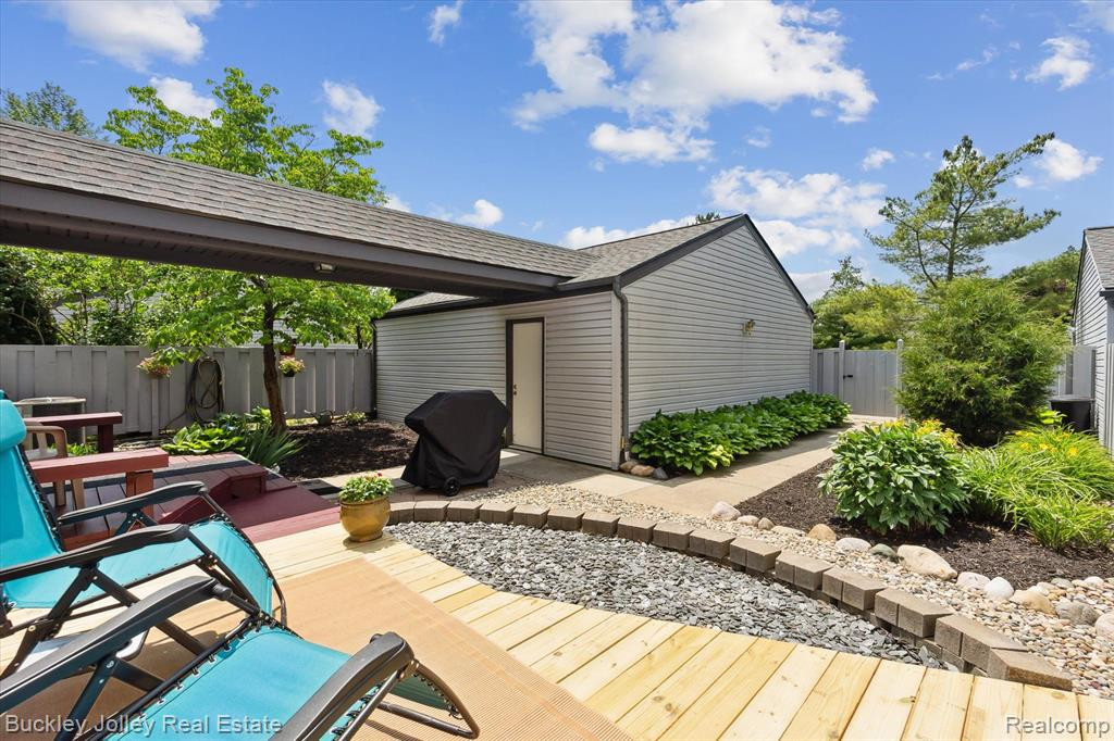 2827 MONTE, Brighton, MI 48114 — Photo 33