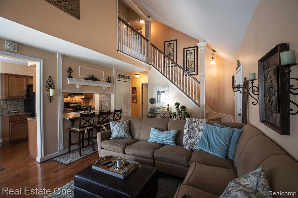 21254 E GLEN HAVEN Circle, Northville, MI 48167 — Photo 16