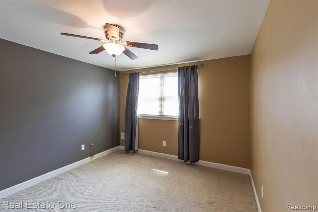 21254 E GLEN HAVEN Circle, Northville, MI 48167 — Photo 18