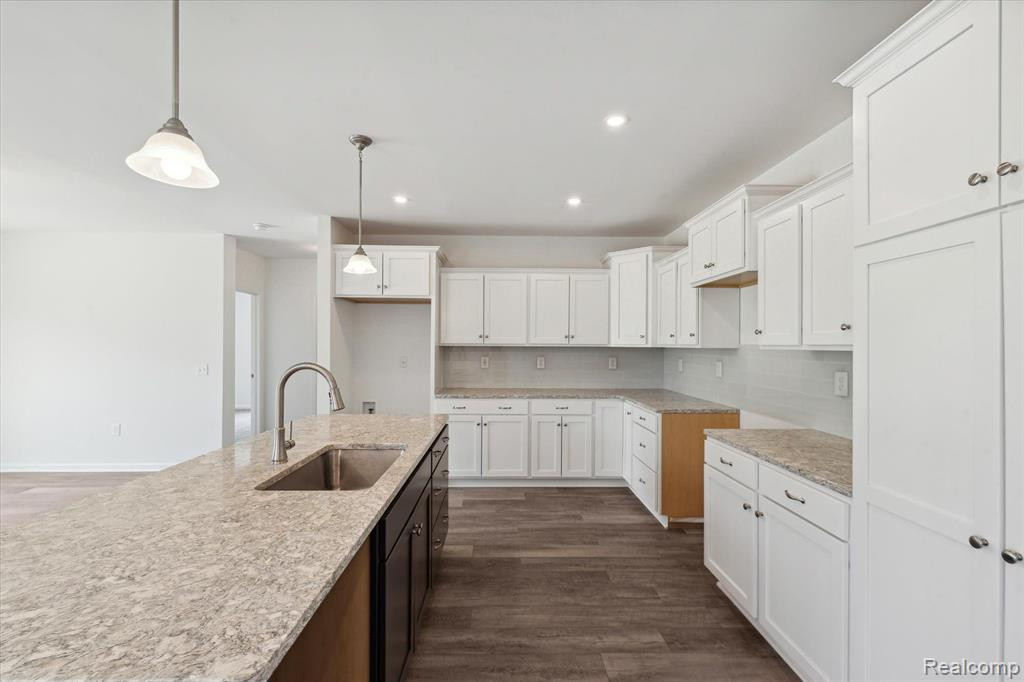 8433 JACK PINE Circle, Ypsilanti, MI 48197 — Photo 14