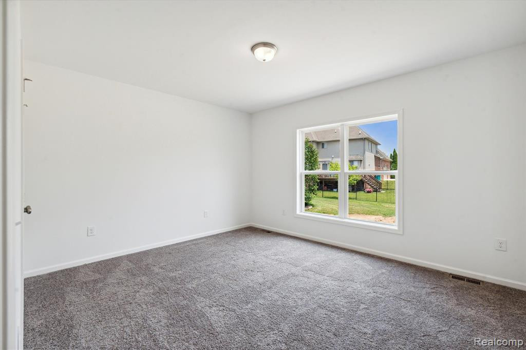 8433 JACK PINE Circle, Ypsilanti, MI 48197 — Photo 30