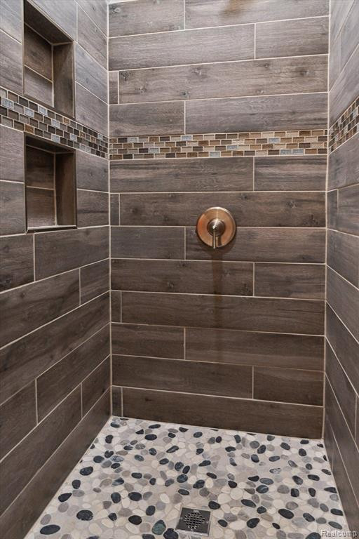 8433 JACK PINE Circle, Ypsilanti, MI 48197 — Photo 57