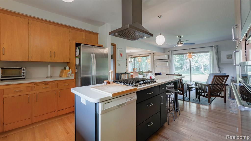 4951 N DIXBORO Road, Ann Arbor, MI 48105 — Photo 7