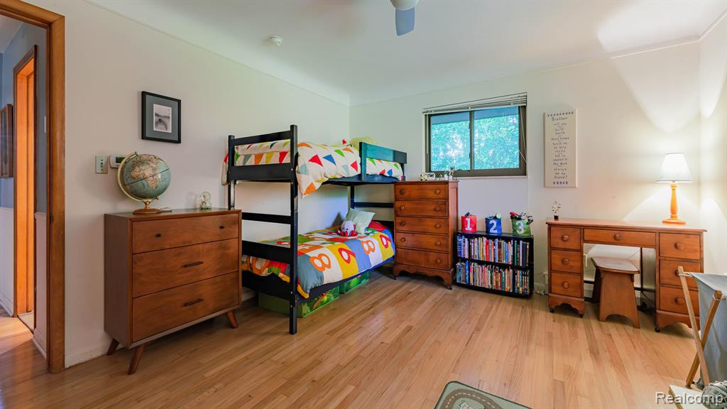 4951 N DIXBORO Road, Ann Arbor, MI 48105 — Photo 16