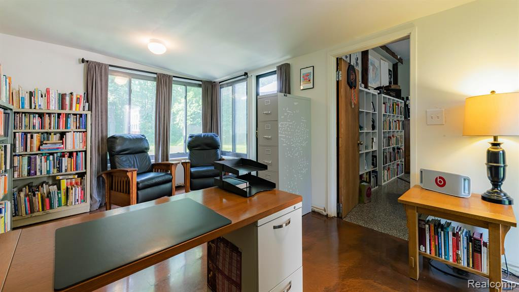 4951 N DIXBORO Road, Ann Arbor, MI 48105 — Photo 20