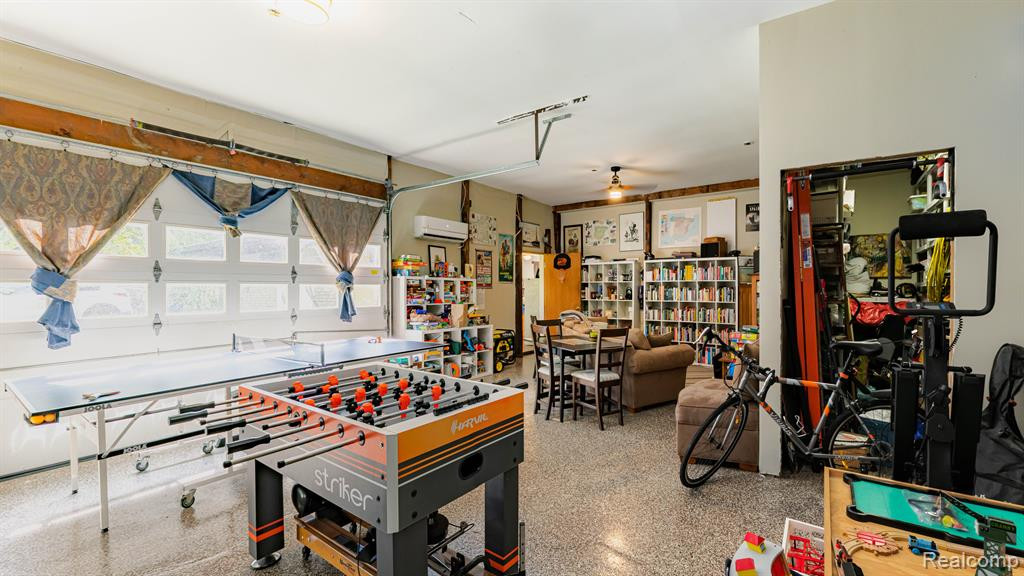 4951 N DIXBORO Road, Ann Arbor, MI 48105 — Photo 22