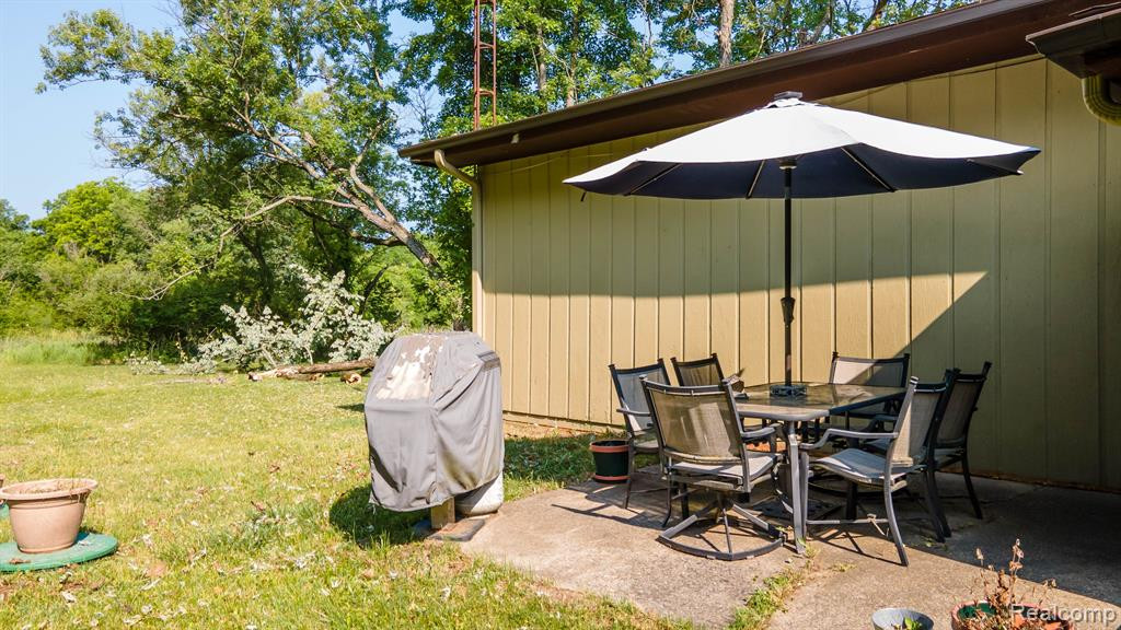 4951 N DIXBORO Road, Ann Arbor, MI 48105 — Photo 27