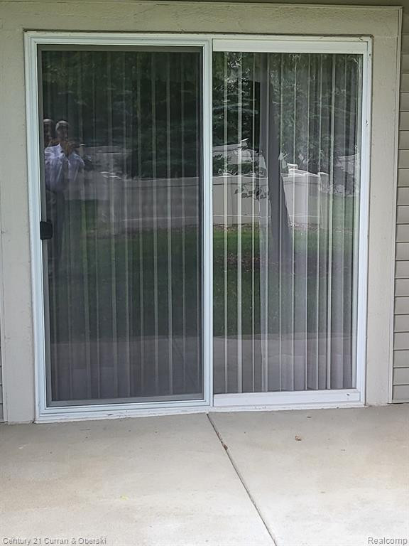 12105 CHESAPEAKE Circle, Walled Lake, MI 48390 — Photo 3