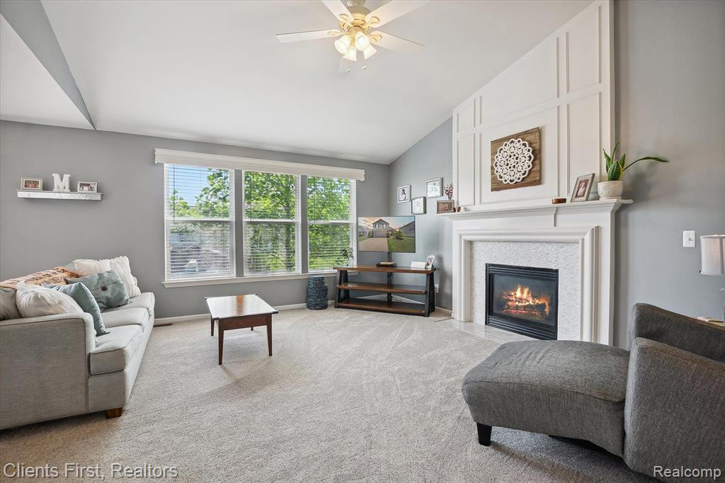 6181 OAKHURST Drive, Ypsilanti, MI 48197 — Photo 4