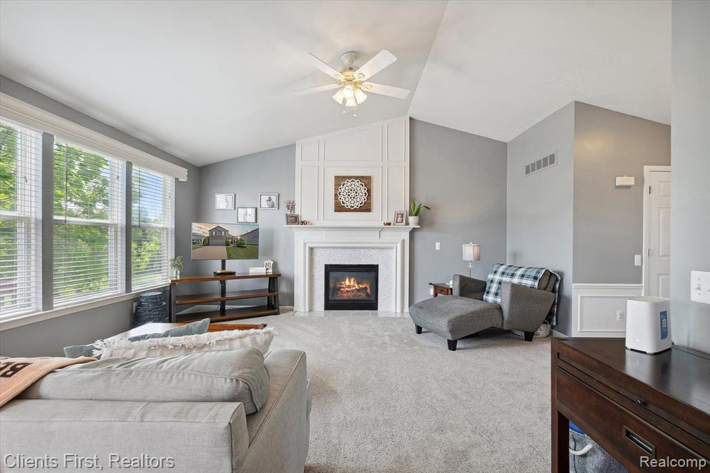 6181 OAKHURST Drive, Ypsilanti, MI 48197 — Photo 5